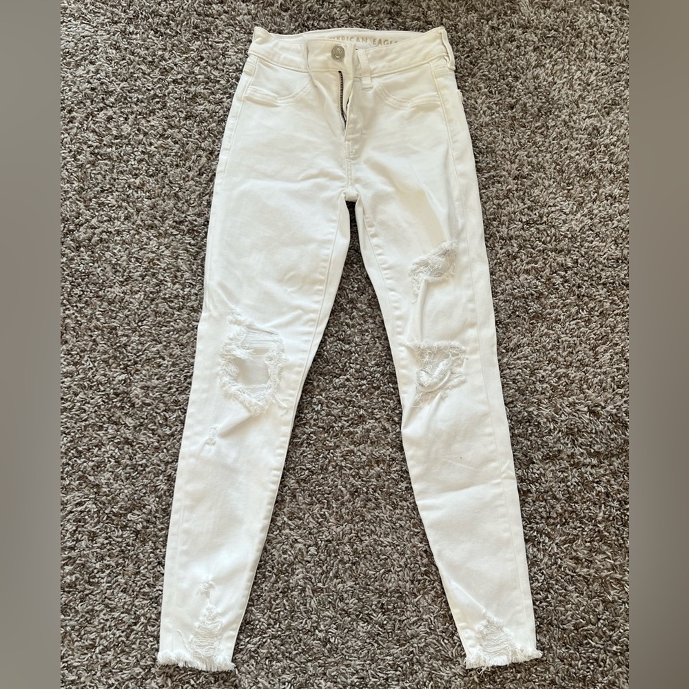 American Eagle Outfitters White Distressed Skinny Jeans